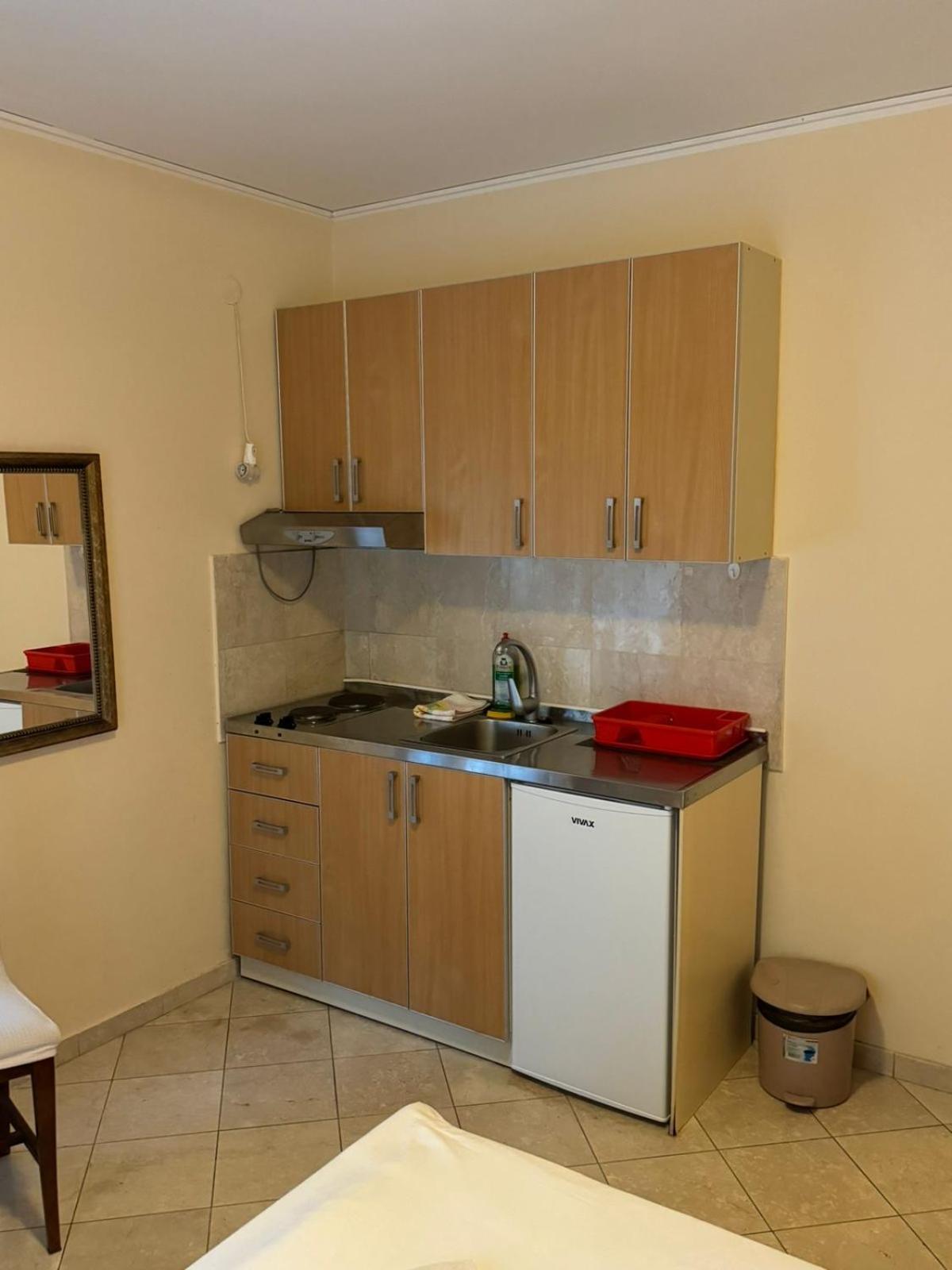Studio On The Coast, With A View Of The Sunrise,Free We-Fi Kotor Exterior foto